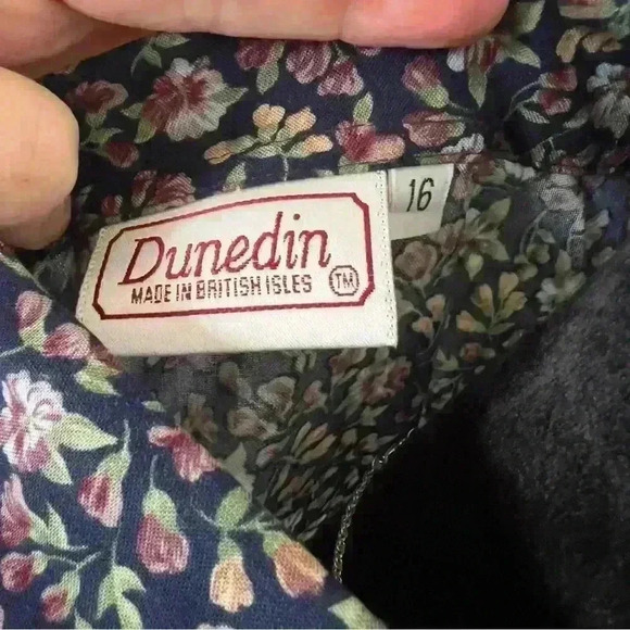 Dunedin British Isles Floral Viscose Blouse - Size UK 14 - Picture 3 of 7